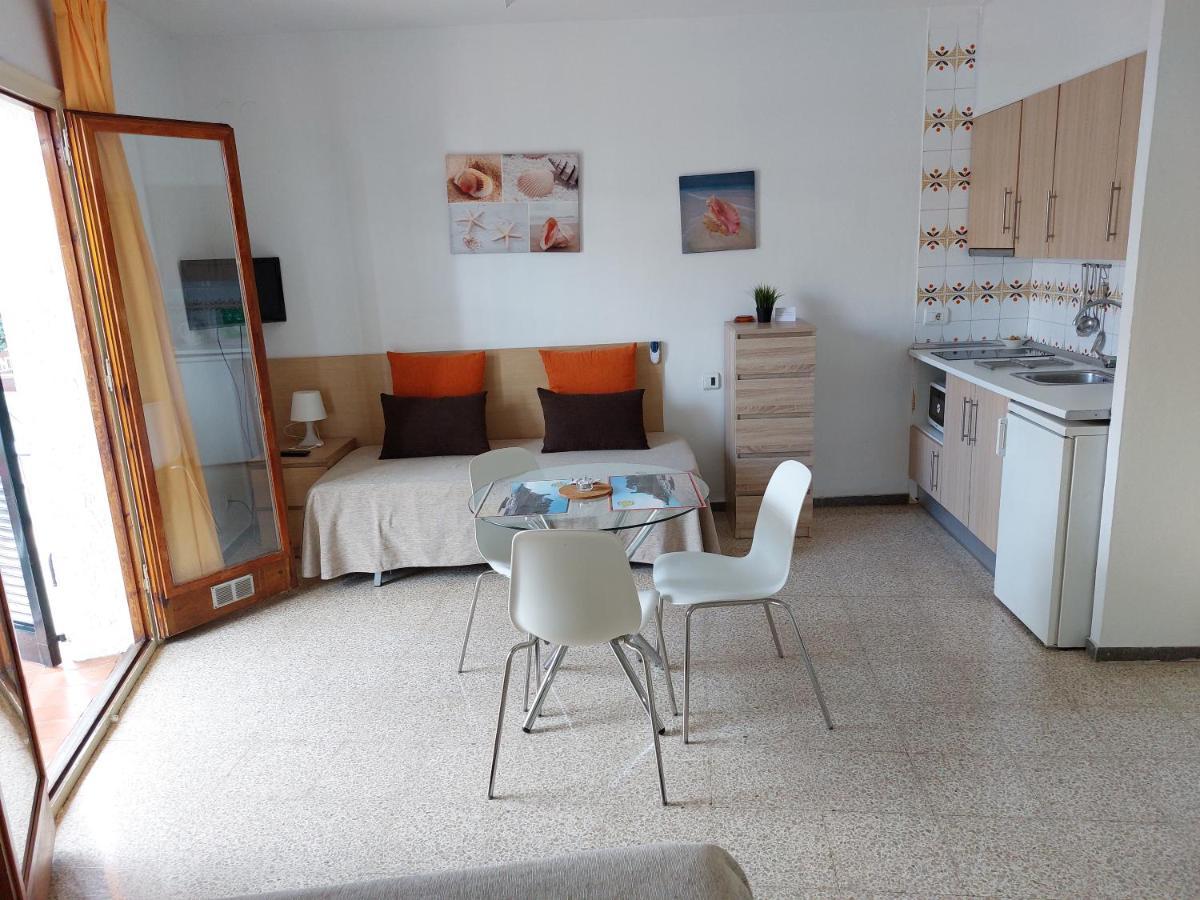 Apartamentos El Sol 또사데마르 외부 사진